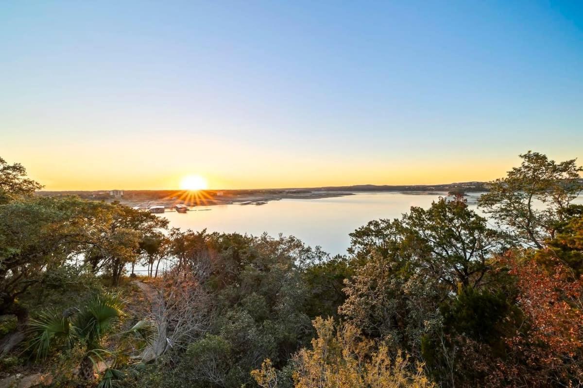 Вілла Atlantis On Lake Travis Pool Hot Tub Dock Leander Екстер'єр фото