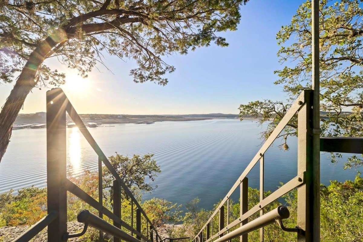 Вілла Atlantis On Lake Travis Pool Hot Tub Dock Leander Екстер'єр фото