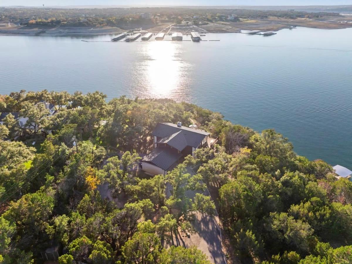 Вілла Atlantis On Lake Travis Pool Hot Tub Dock Leander Екстер'єр фото